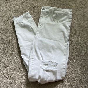 White ripped skinny jeans